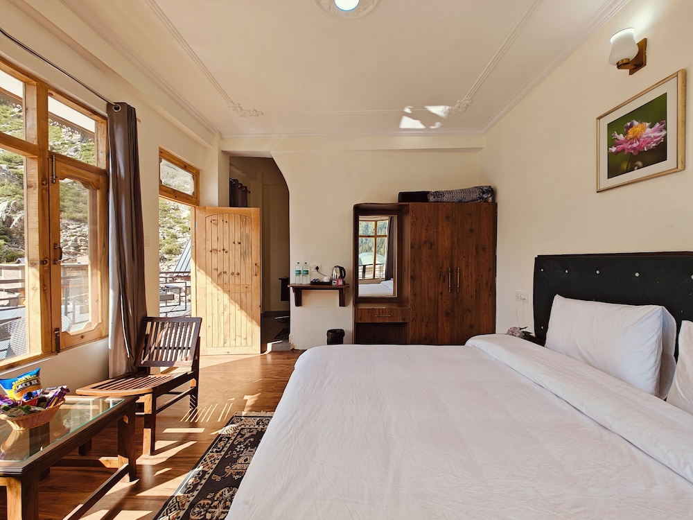 Executive Room