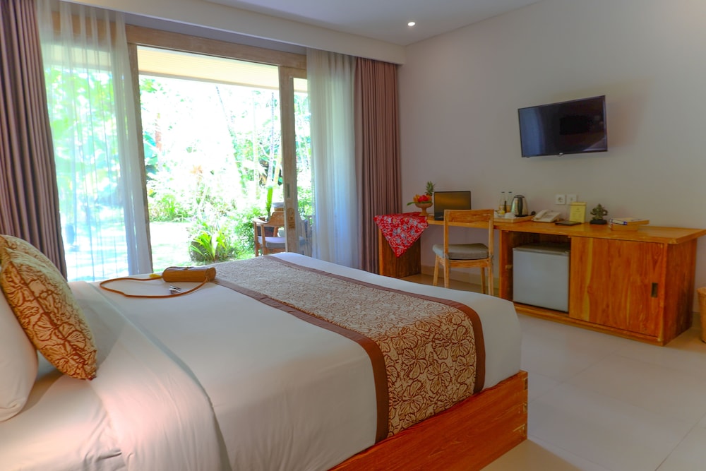 Deluxe Room, Balcony, Garden View