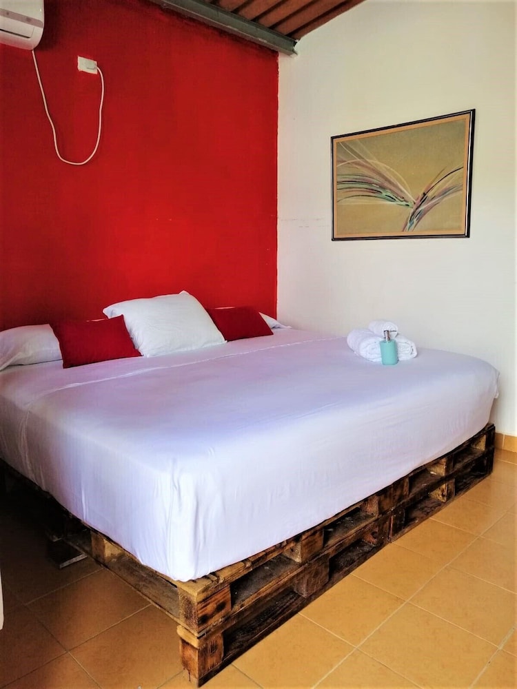 Comfort Room photo 2