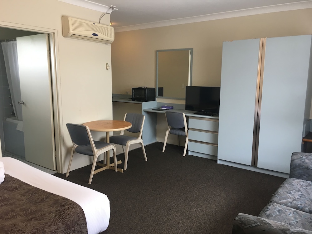 Executive Room with Spa and Kitchenette photo 2