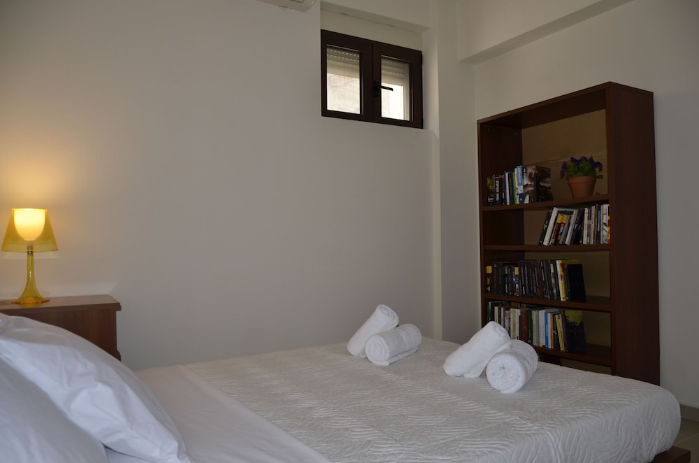 Family House photo 1