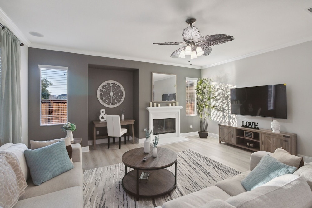 House, 5 Bedrooms