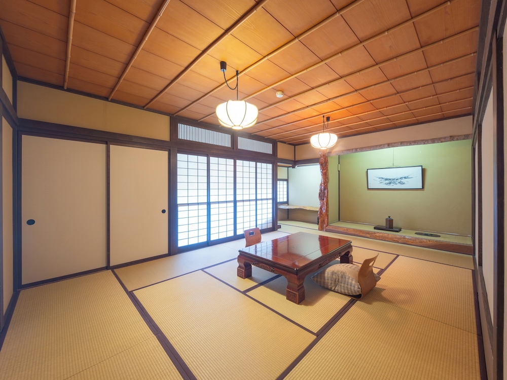 Traditional Japanese Style Room-Private Villa (Kariyasu/Kuraiyama), Non Smoking - Photo 3