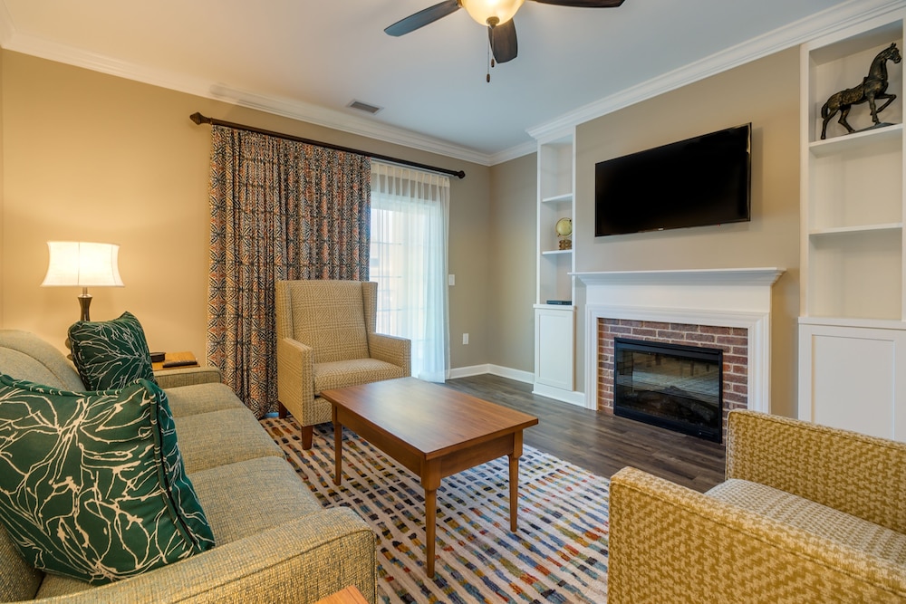Room, 2 Bedrooms, Non Smoking - Photo 8