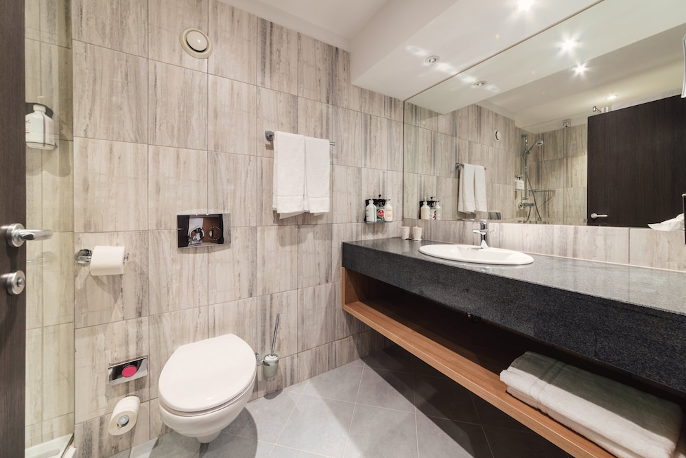 Premium Room, Multiple Beds, City View - Photo 6