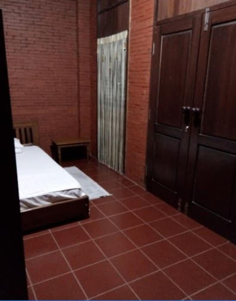 Standard Double Room - Photo 4