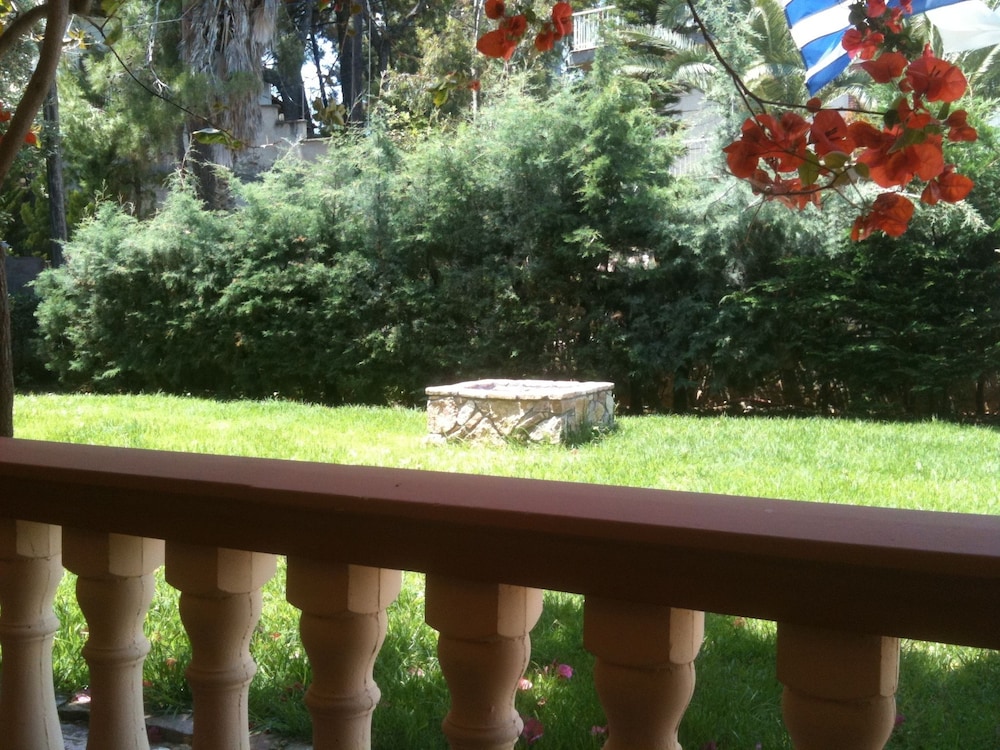 Double or Twin Room, Garden View (Back view)