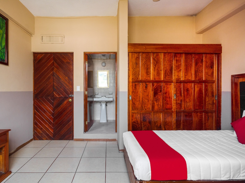 Standard Room, 2 Twin Beds - Photo 3