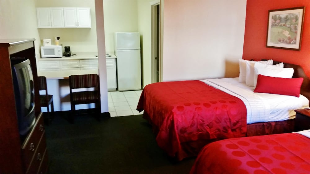 Suite, 2 Queen Beds, Non Smoking photo 2