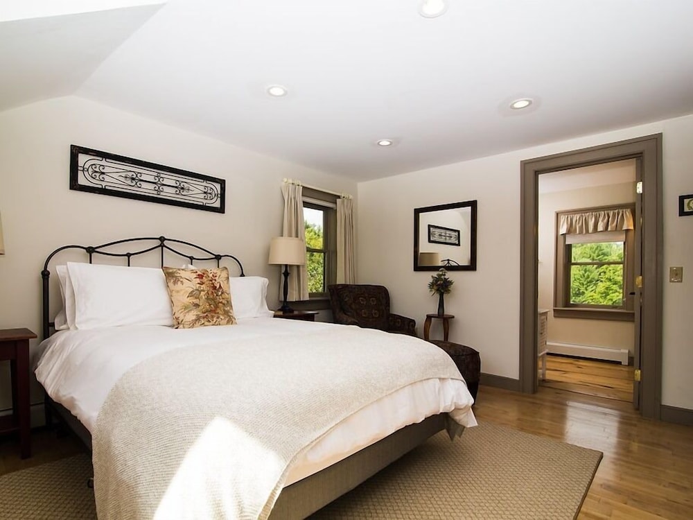 Luxury Double Room, Ensuite (Cedar Room) photo 2