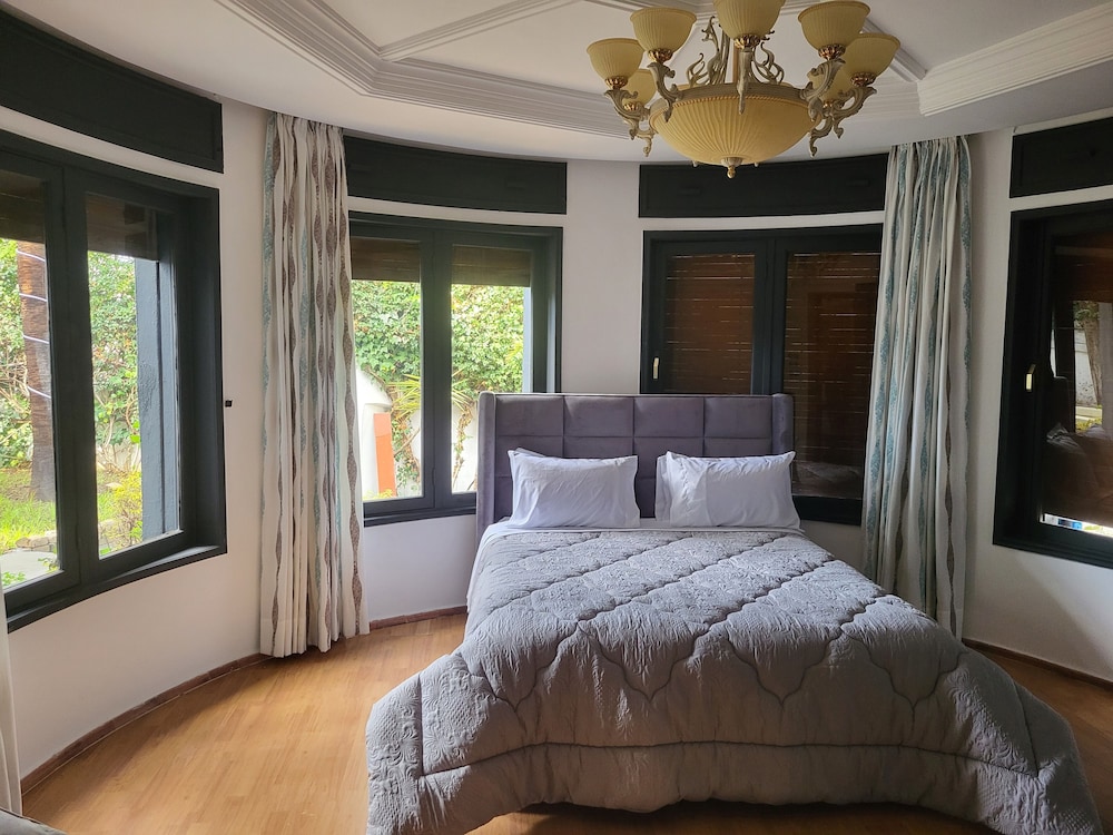 Luxury Room