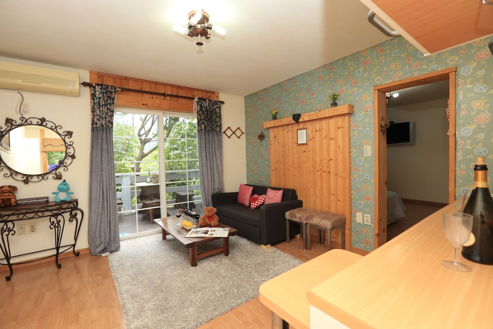 Family Double or Twin Room photo 2