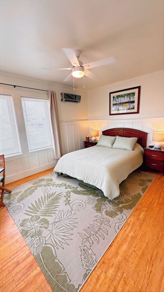 Classic Double Room, 1 King Bed, Air conditioning, City View photo 2