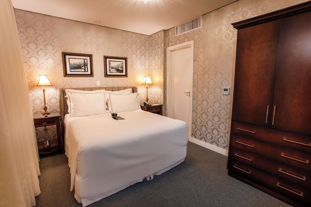 Grand Suite (Luxury) - Photo 2