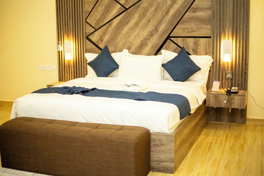 Superior Suite
