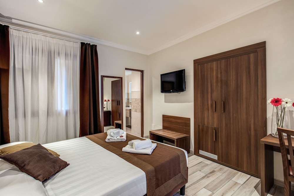 Design Double or Twin Room