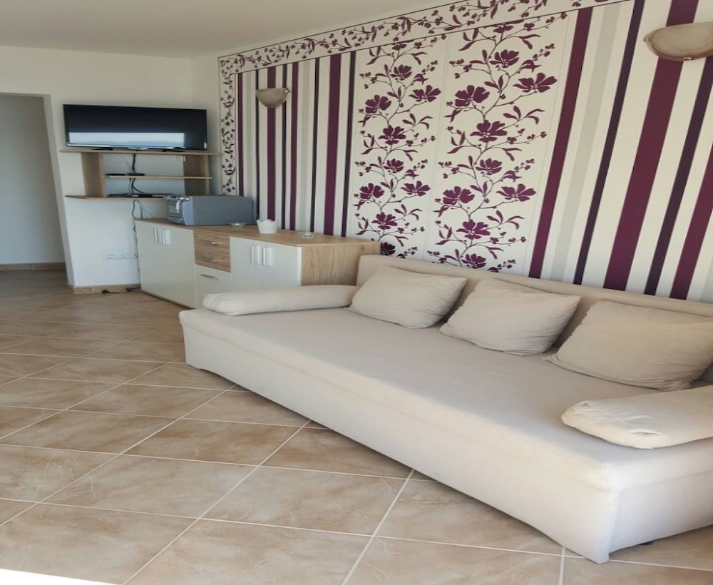 Apartment, 1 Bedroom (2)