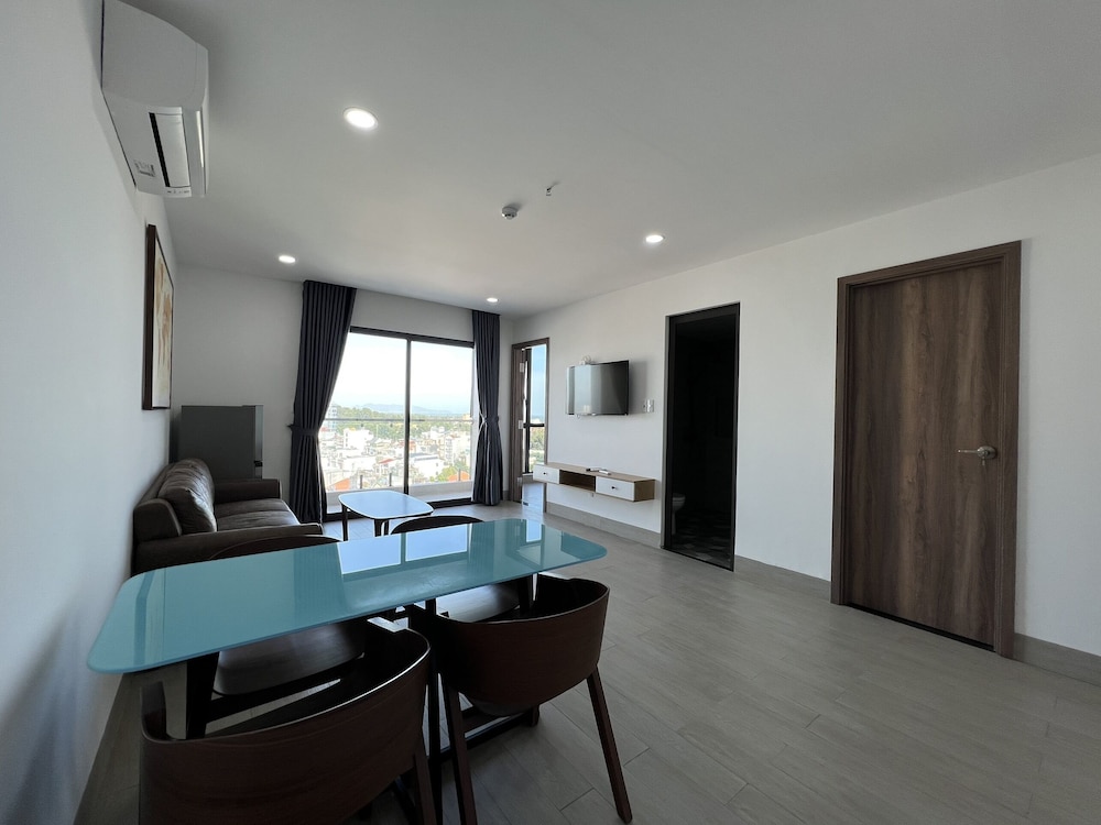 Senior Double Room - Photo 9