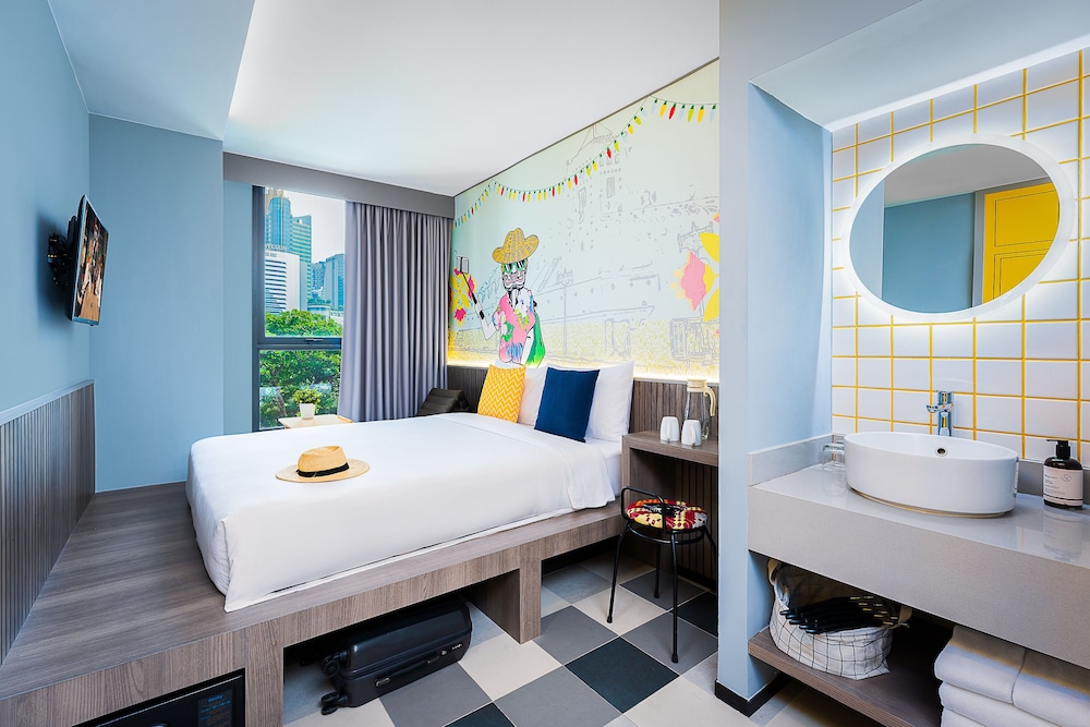 Room (One of a Kind Plus)