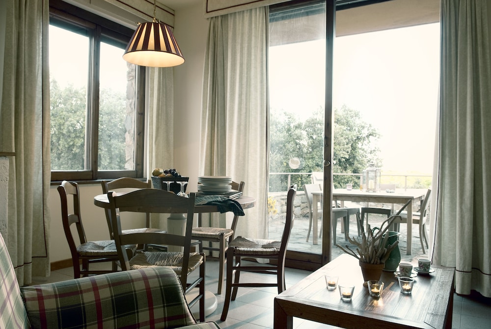 Villa (4 Adults) photo 1