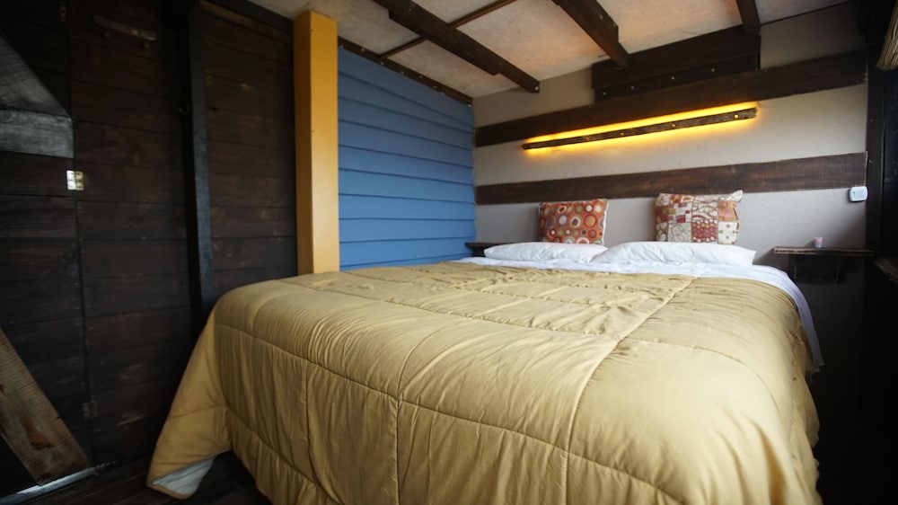 Basic Double Room photo 3