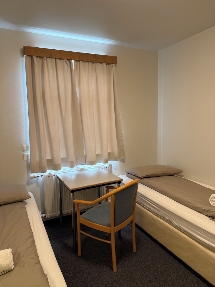 Standard Twin Room photo 1