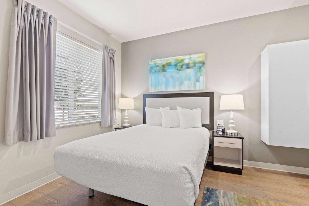 Suite, 1 Bedroom, Accessible (Hearing) - Photo 3