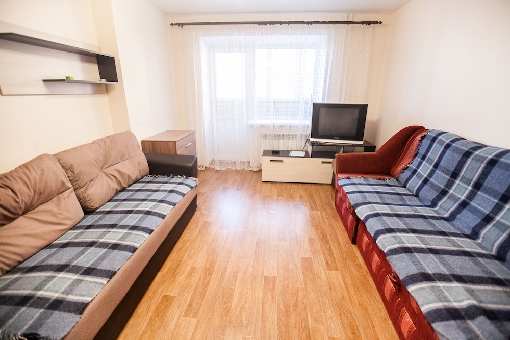 Apartment photo 2