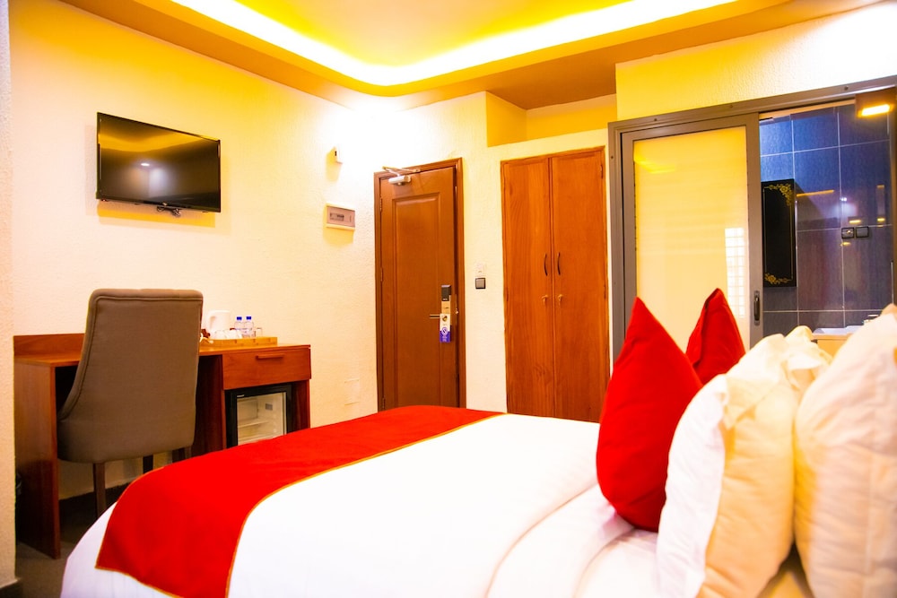Deluxe Double Room, 1 Double Bed photo 2