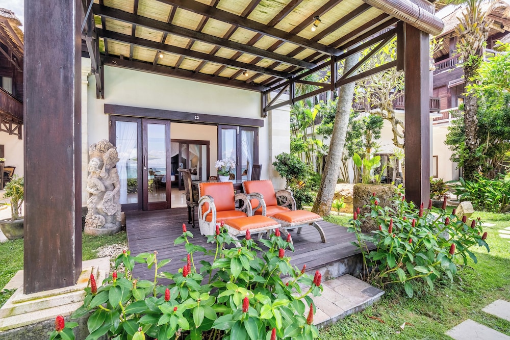 4 Bedrooms, Separate Entrances Beachfront Group Stay - Photo 30