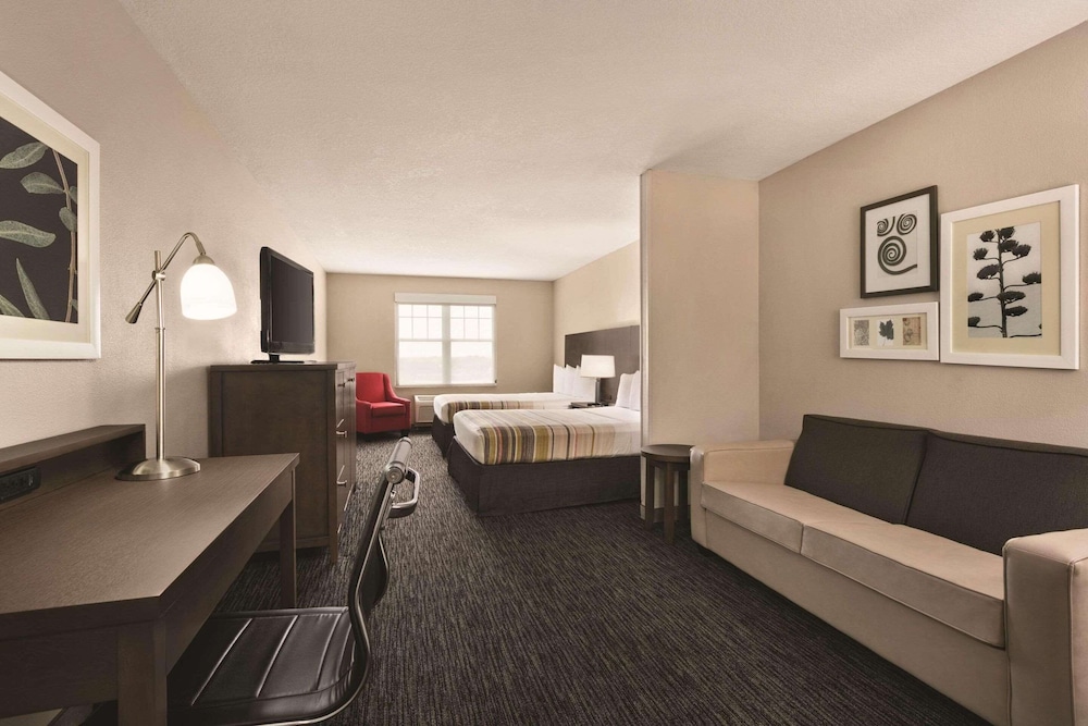 Studio Suite, Multiple Beds, Non Smoking - Photo 2