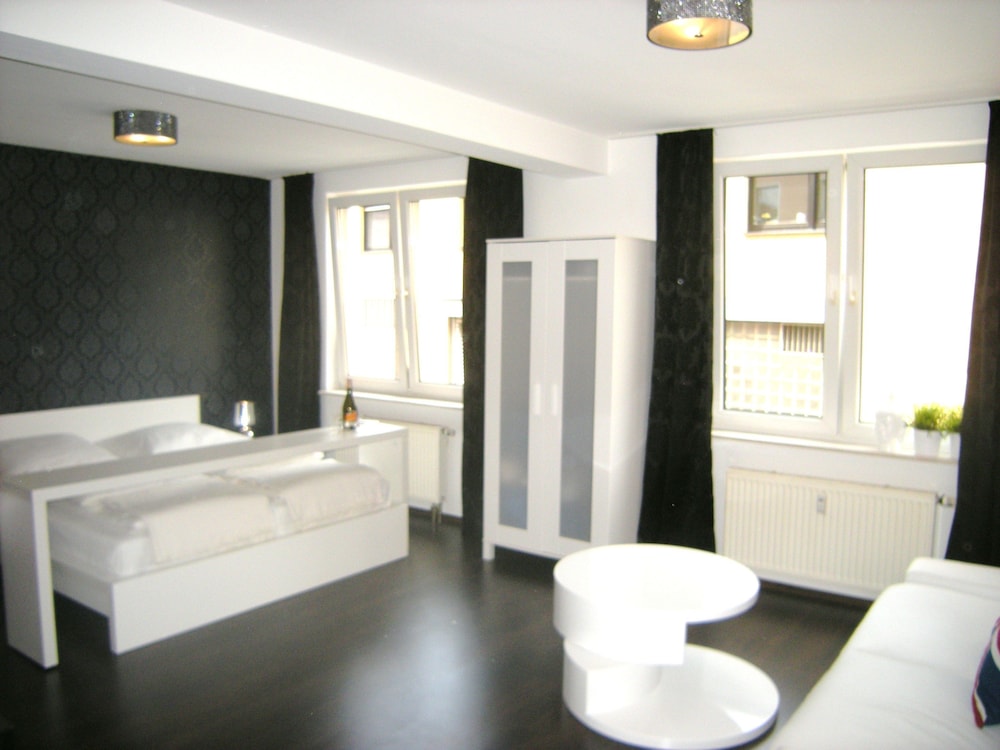 Basic Penthouse, 1 Double Bed, Terrace photo 3