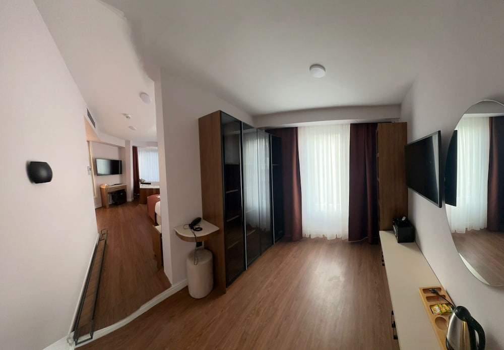 Comfort Room photo 3