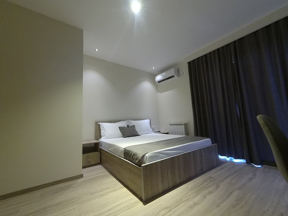 Deluxe Double Room photo 3