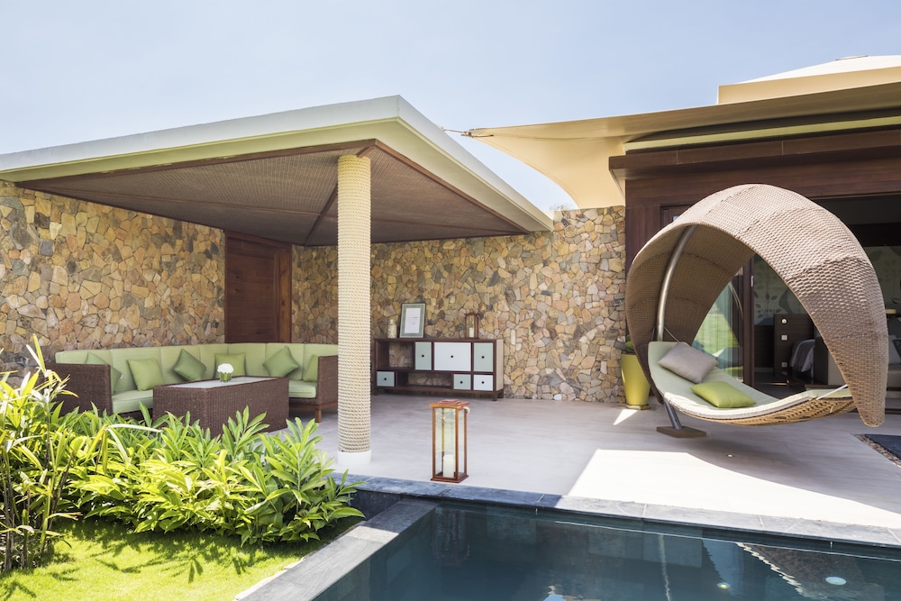 Hideaway Deluxe Pool Villa - All Spa Inclusive photo 3
