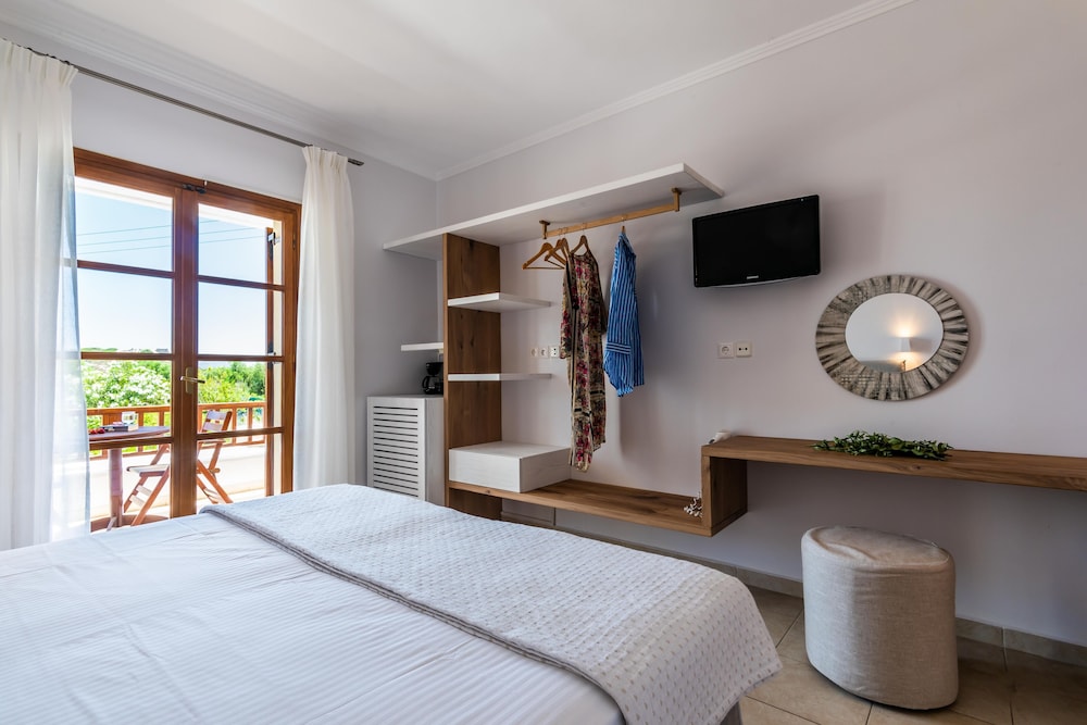 Superior Room, Garden View photo 2