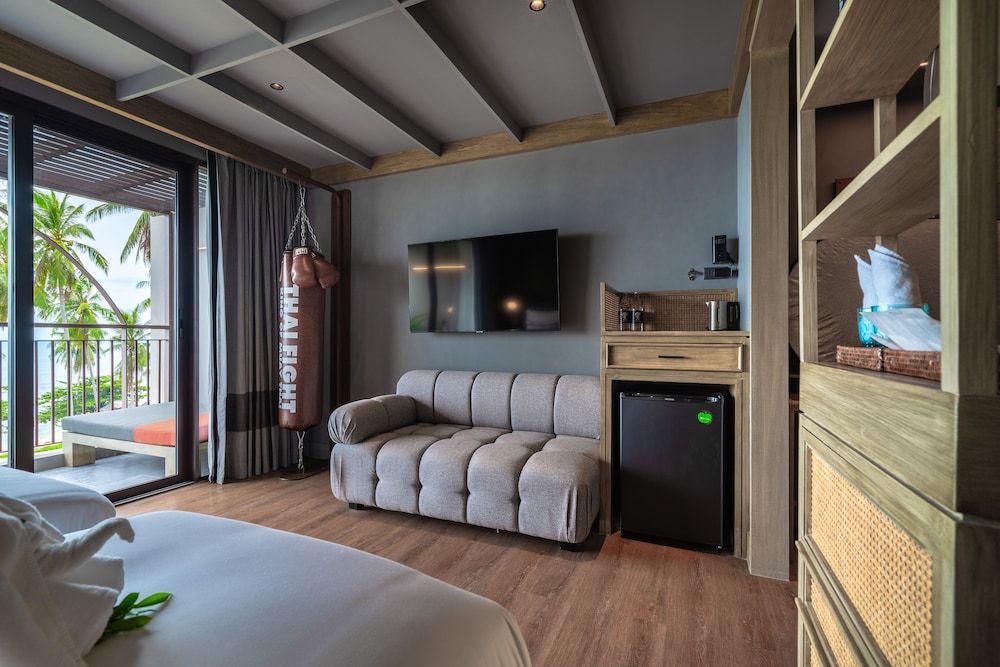 Executive Double Room, 1 Bedroom, Bathtub photo 3