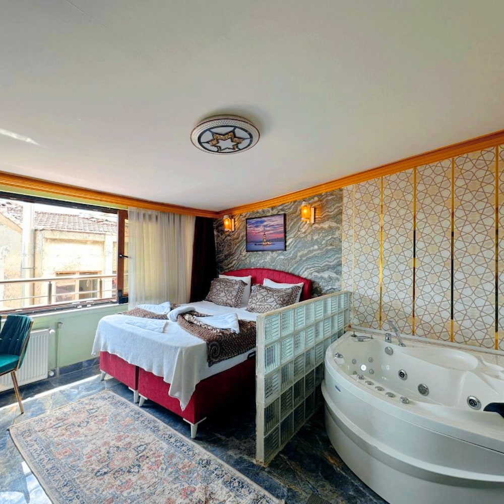 Deluxe Studio Suite photo 1