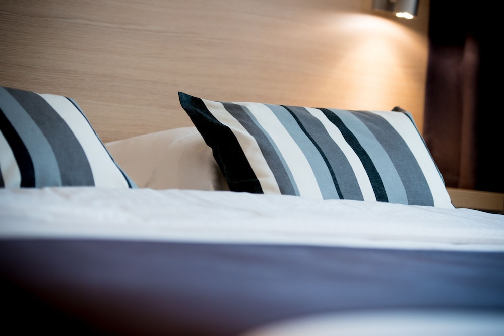 Economy Twin Room photo 3