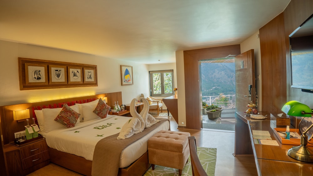 Standard Room, Pool View photo 2