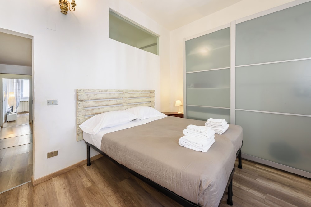 Comfort Apartment photo 2
