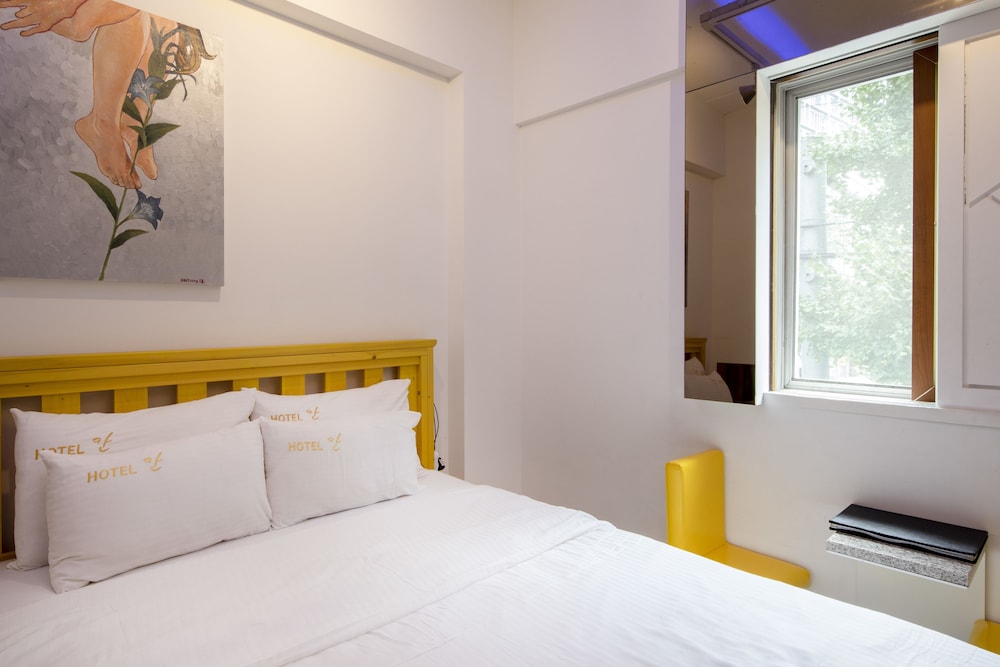 Basic Double Room - Photo 1