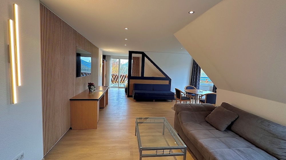 Suite, River View