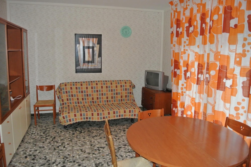 Villa, Smoking