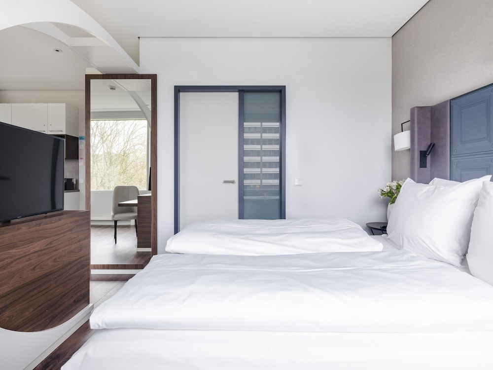 XL Studio, Kitchenette, Sofa Bed photo 3