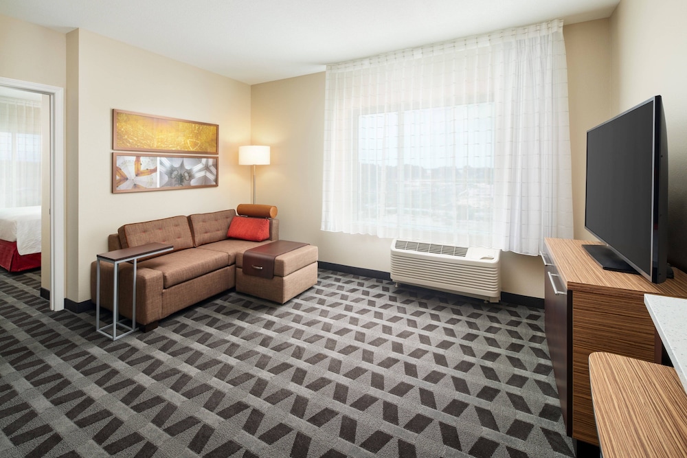 Suite, 1 Bedroom - Photo 6