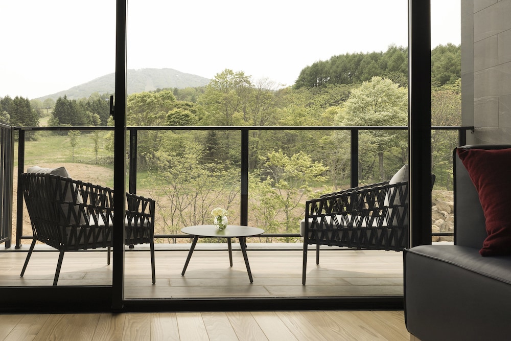 Premium Room, 2 Queen Beds (Appi Kogen View) - Photo 2