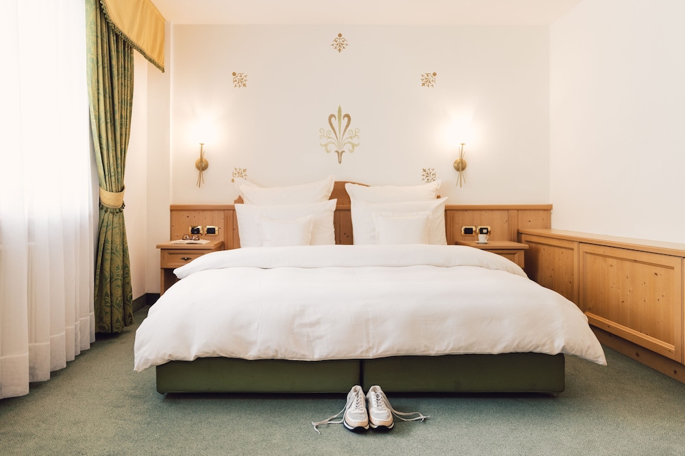 Royal Suite photo 1