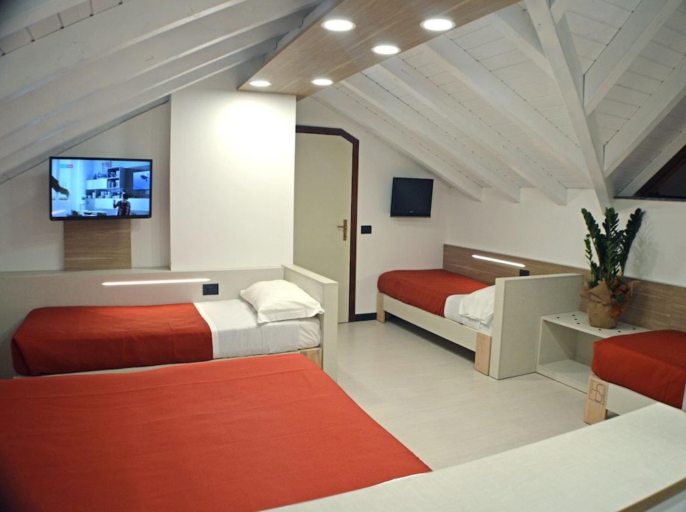 Room (Quintuple) photo 1