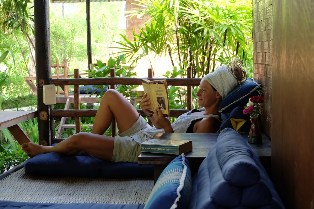 Garden Hut Fan photo 2